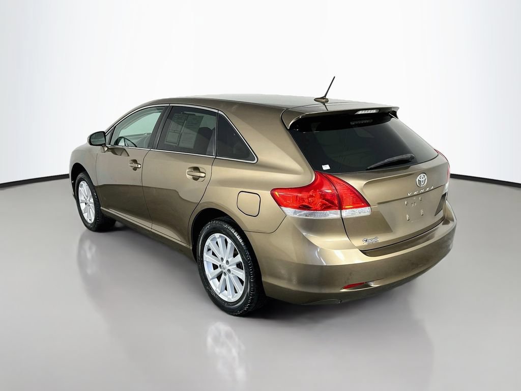 Used 2011 Toyota Venza w/ Leather Pkg FWD image 5