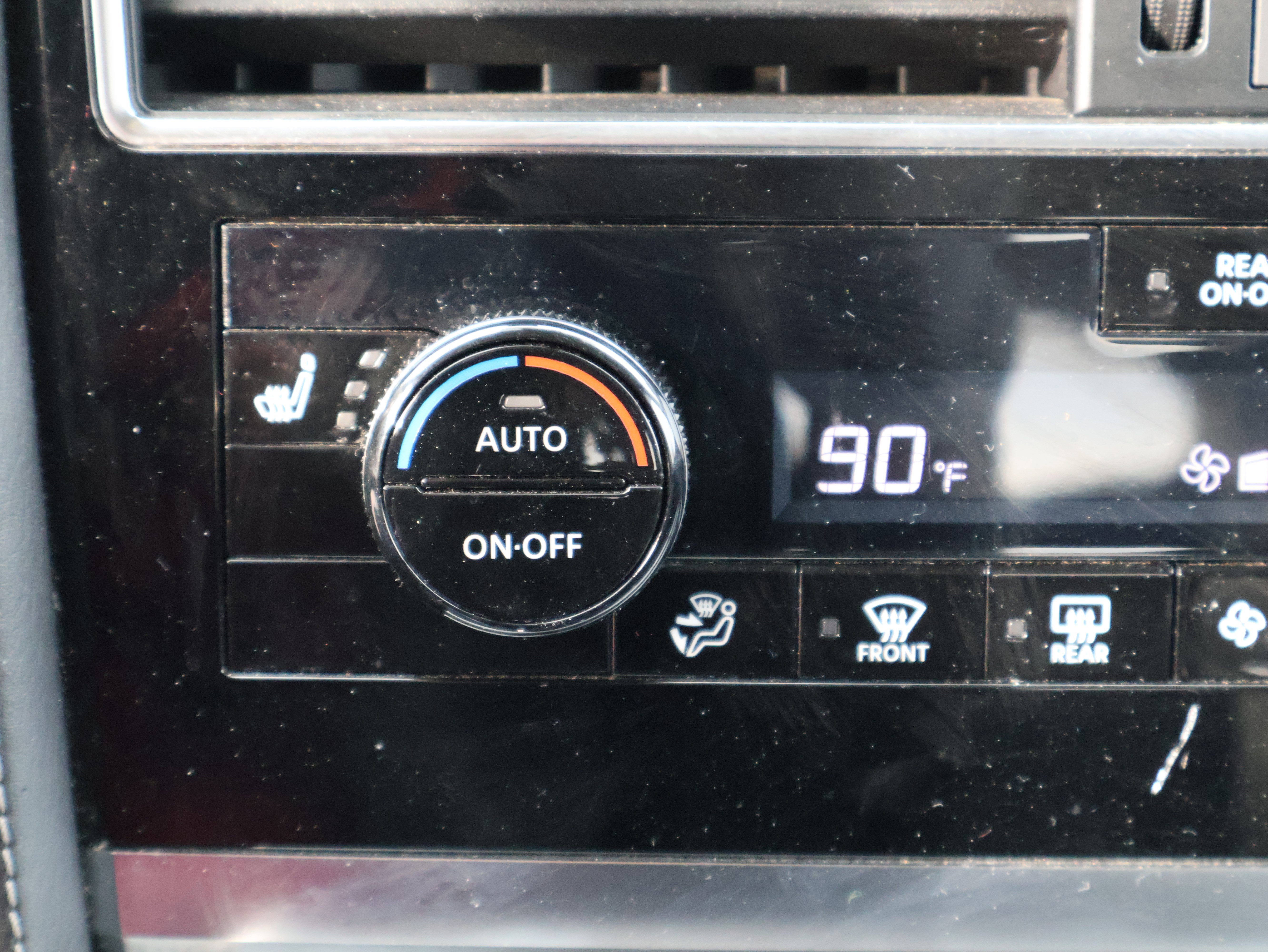 Used 2024 INFINITI QX80 Luxe image 35