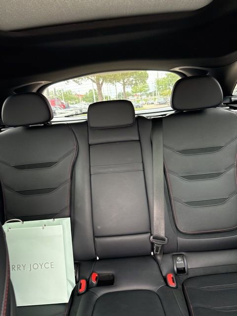 Used 2024 Mercedes-Benz GLC 43 AMG 4MATIC image 6