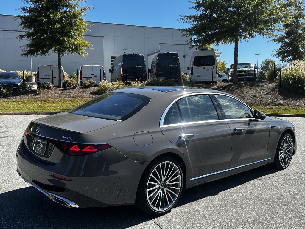 New 2027 Mercedes-Benz S 580 4MATIC Sedan image 8