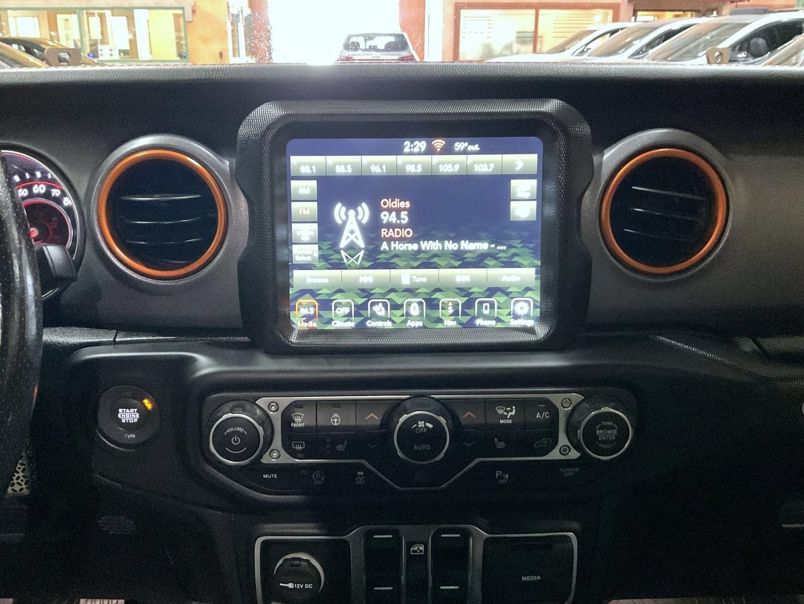 Used 2021 Jeep Gladiator Mojave AWD/4WD image 13