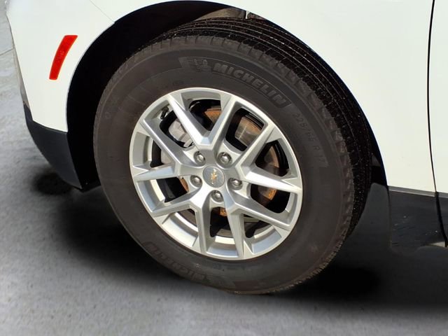 Used 2024 Chevrolet Equinox LT image 10