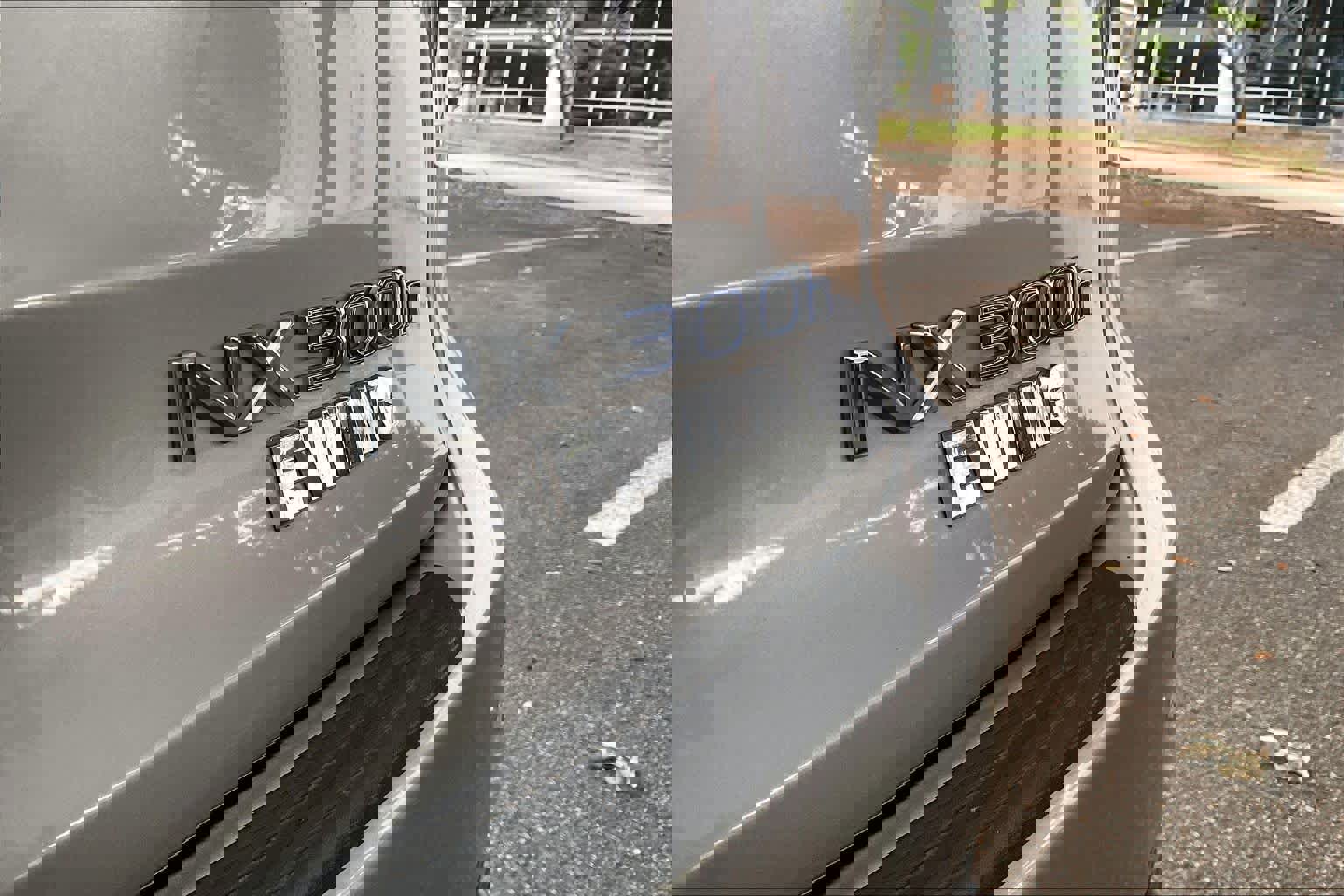 Used 2018 Lexus NX 300h AWD w/ Premium Package image 10