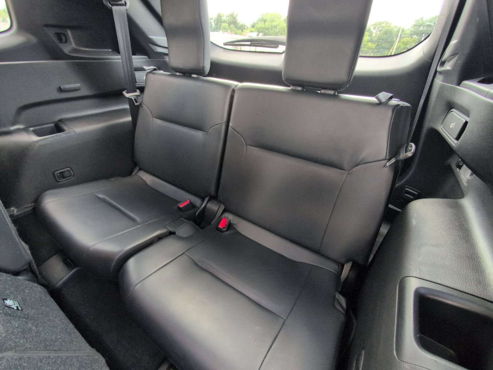 Used 2024 Mitsubishi Outlander SE AWD/4WD image 28