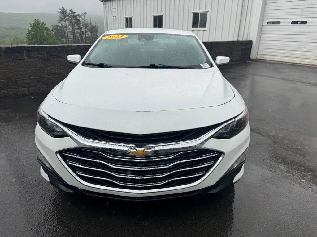 Used 2023 Chevrolet Malibu LT w/ Driver Confidence Package image 8