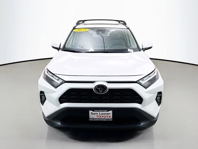 Used 2023 Toyota RAV4 XLE Premium image 2