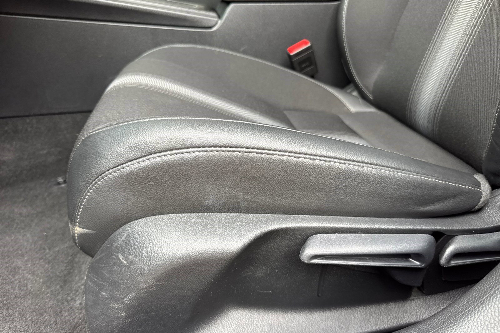 Certified 2025 Honda Civic Sport image 14