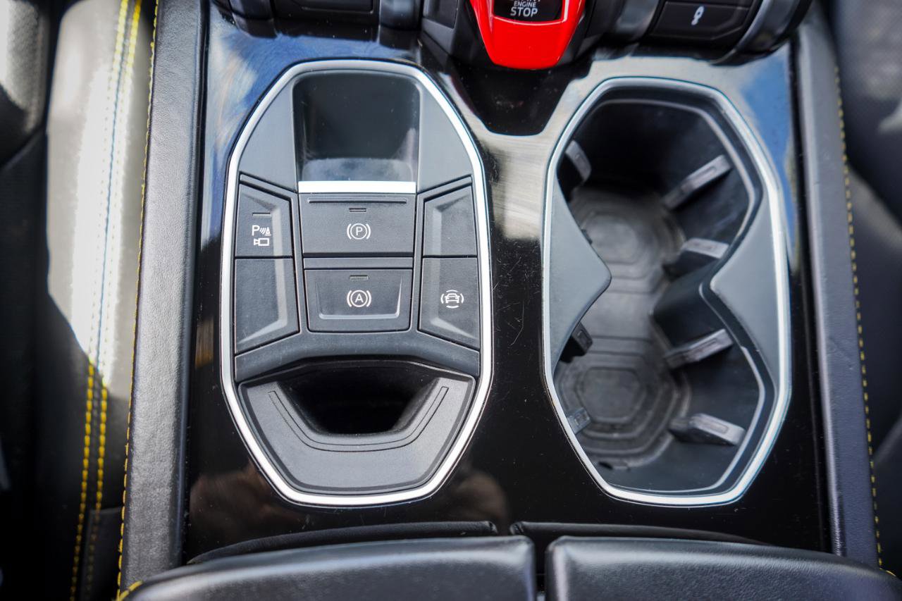 Used 2019 Lamborghini Urus image 16