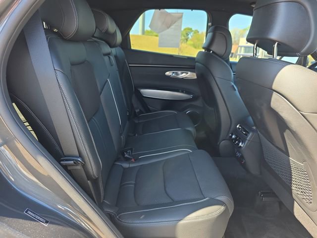 Used 2024 Genesis GV70 2.5T w/ Sport Prestige Package image 16