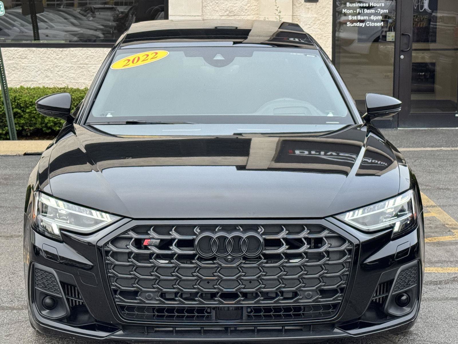 Used 2022 Audi S8 AWD/4WD image 21