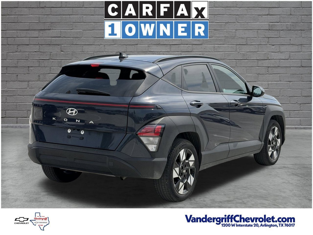Used 2025 Hyundai Kona SEL FWD image 4