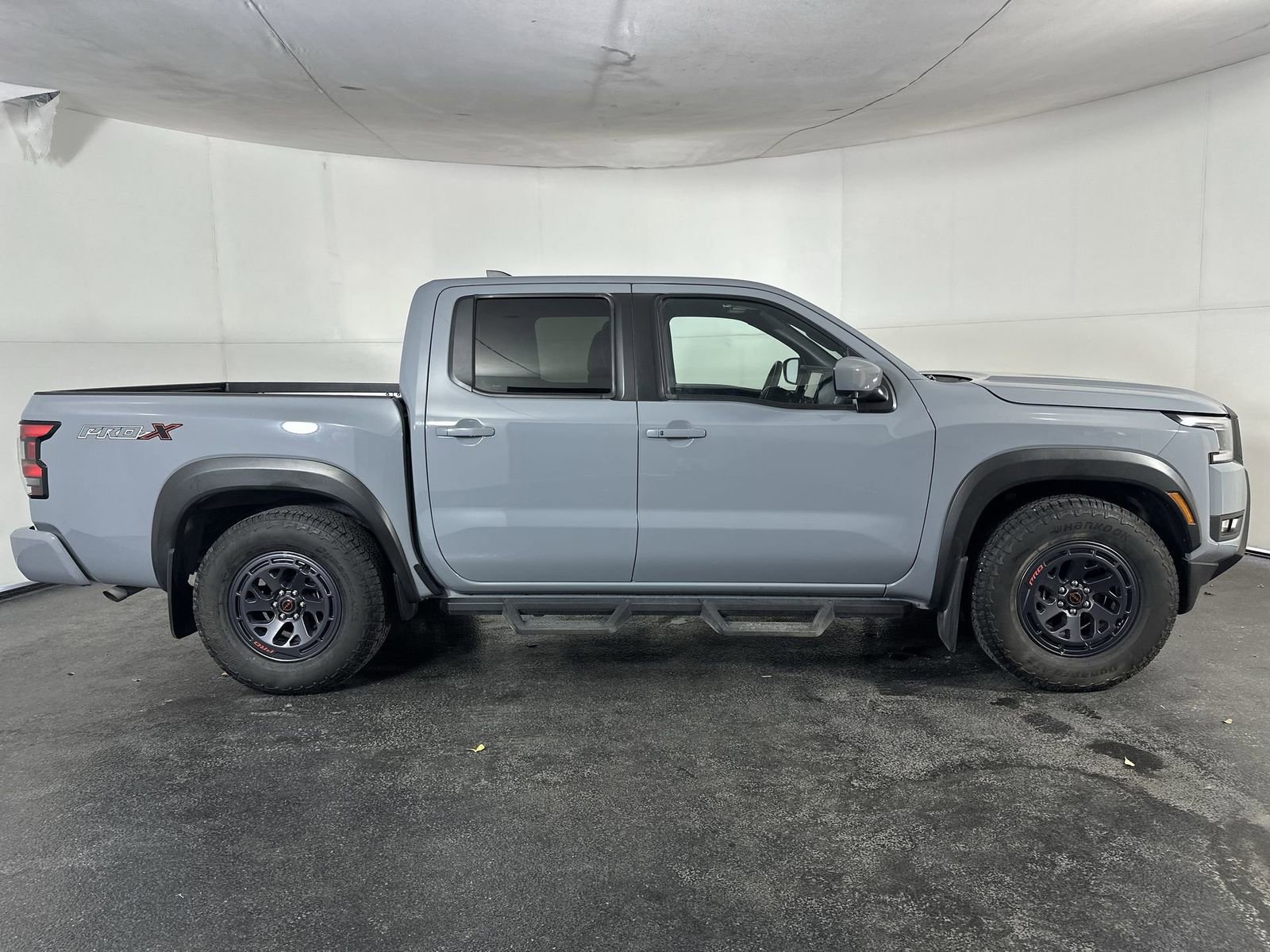 Used 2025 Nissan Frontier Pro-X w/ Pro Convenience Package image 9