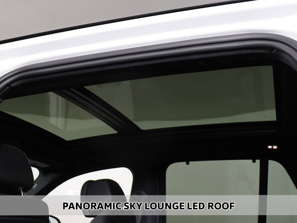 Used 2023 BMW X5 M50i w/ Executive Package image 4