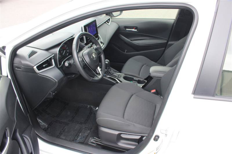 Used 2025 Toyota Corolla SE FWD image 9
