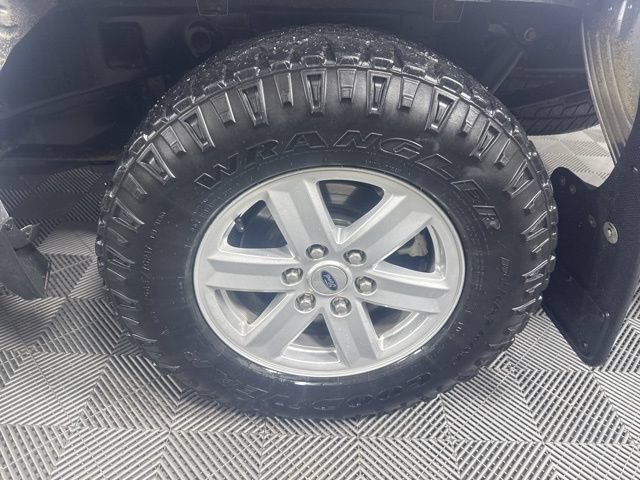 Used 2023 Ford F150 XLT AWD/4WD image 9