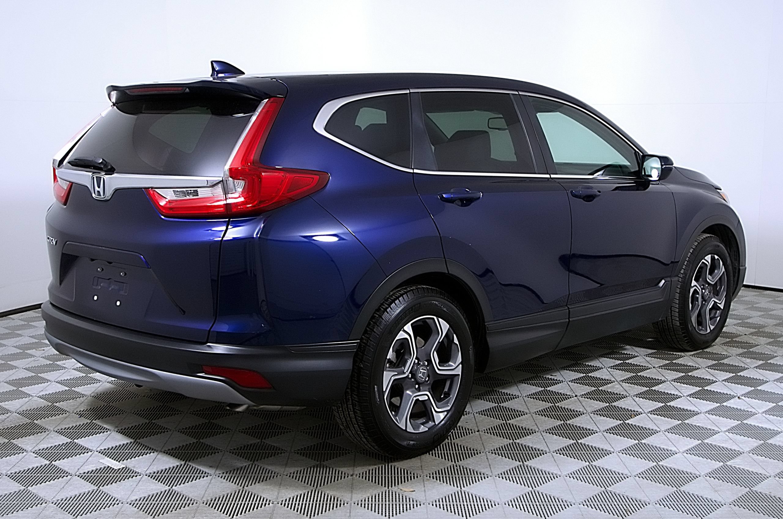 Used 2017 Honda CR-V EX image 7