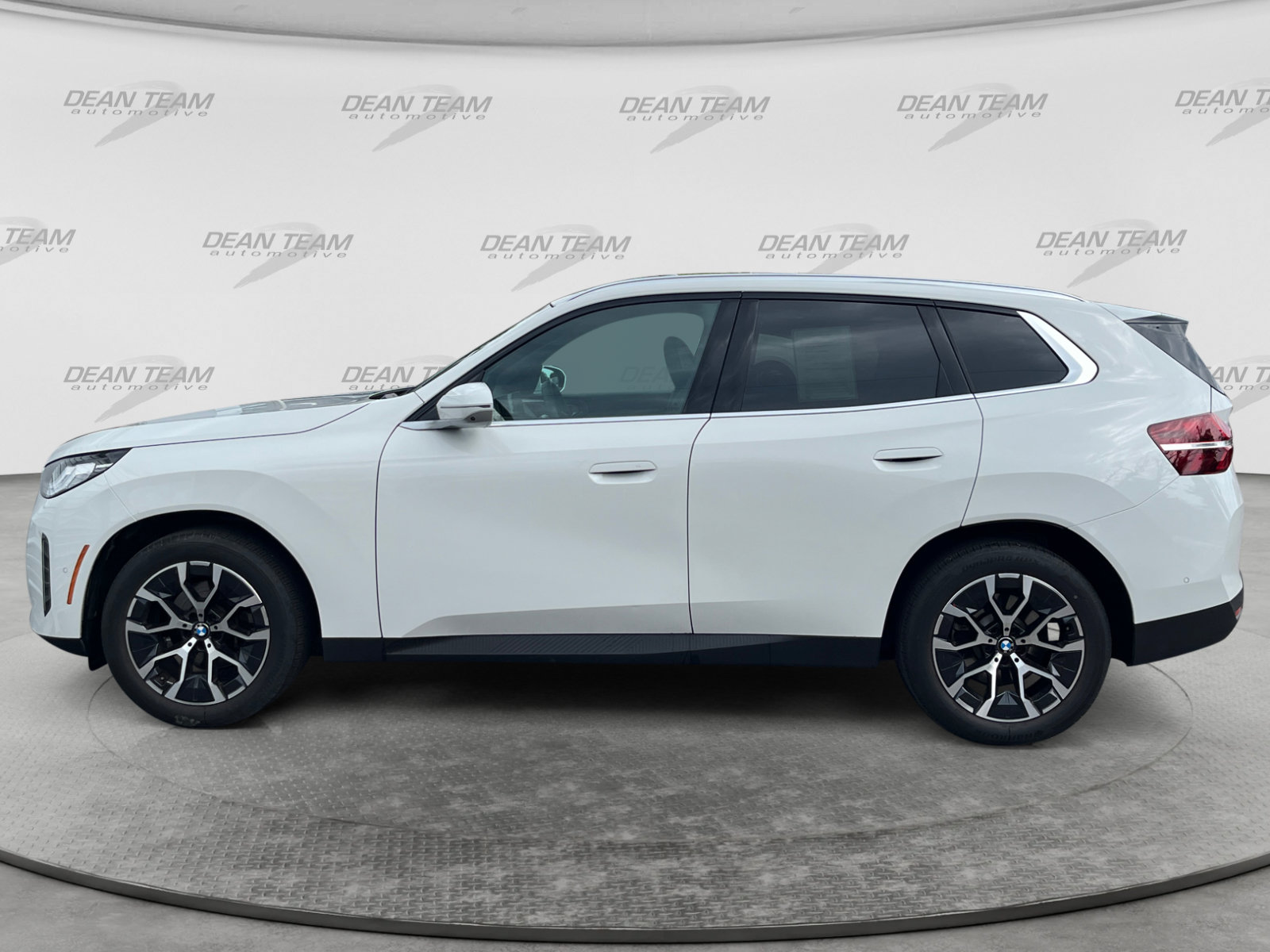 Used 2026 BMW X3 xDrive30i AWD/4WD image 4