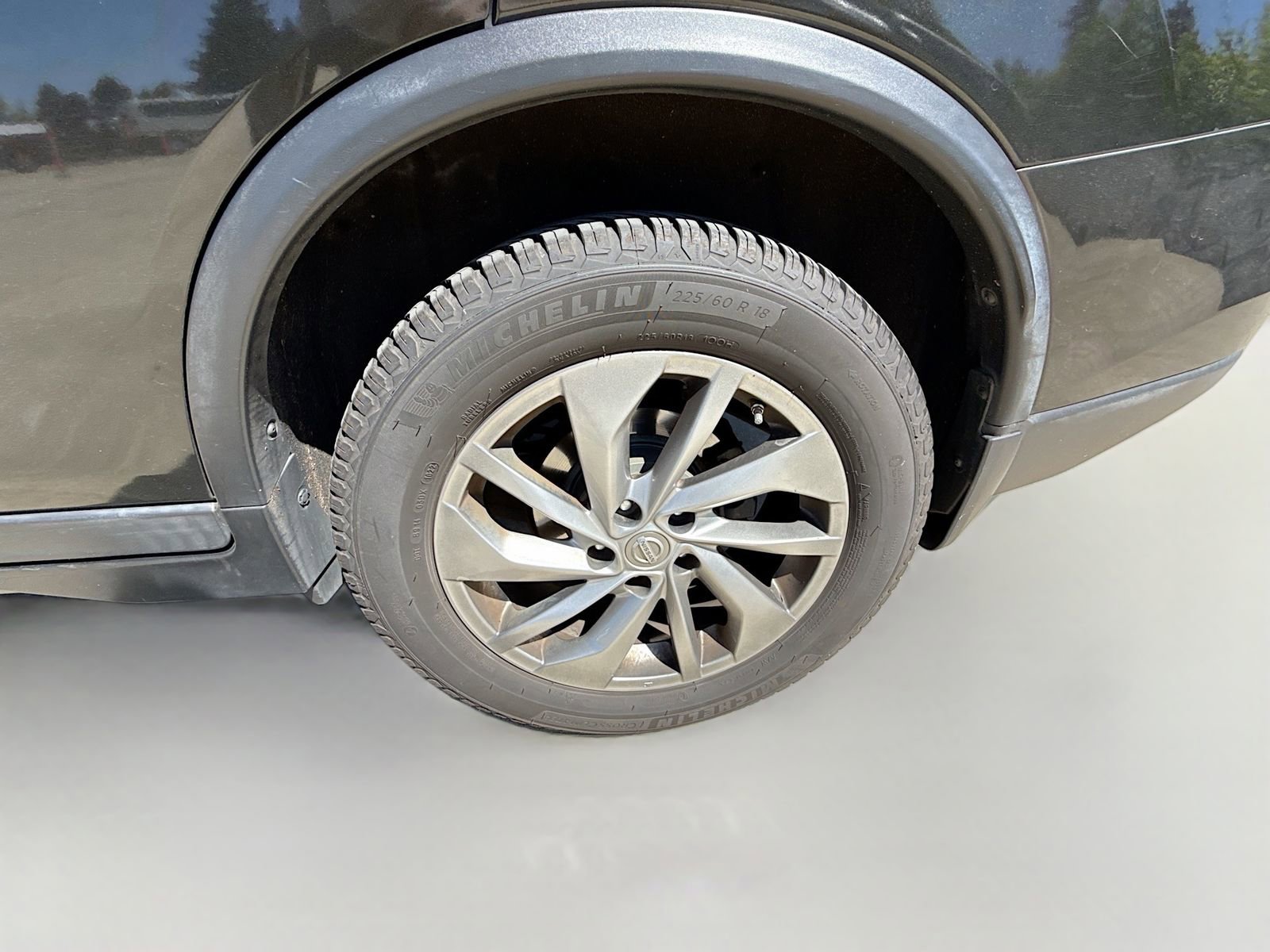 Used 2015 Nissan Rogue SL w/ SL Premium Package AWD/4WD image 11