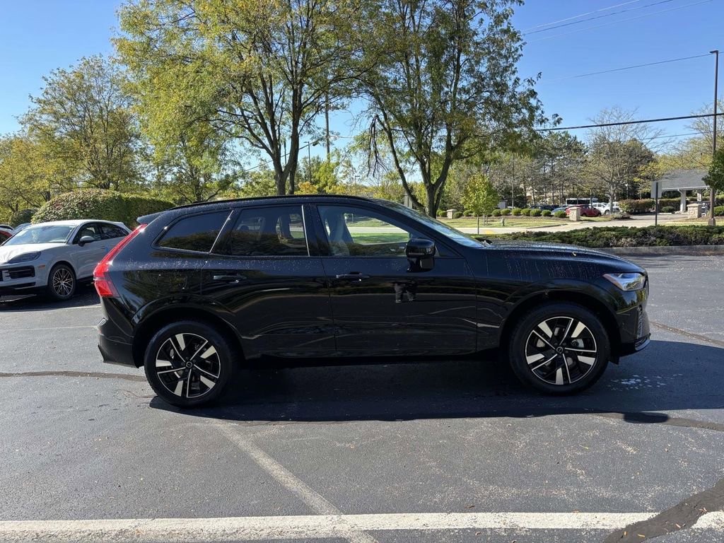 New 2026 Volvo XC60 B5 Plus w/ Protection Package Premier image 8
