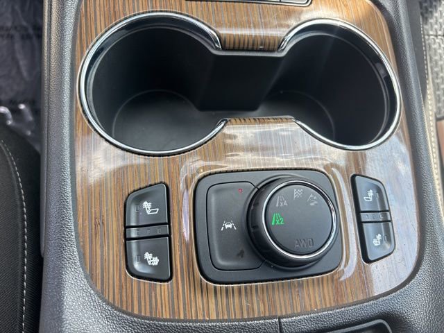 Used 2023 GMC Acadia SLE w/ Driver Convenience Package image 10