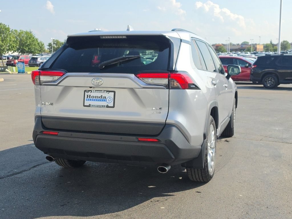Used 2019 Toyota RAV4 XLE Premium w/ Advanced Technology Package AWD/4WD image 9