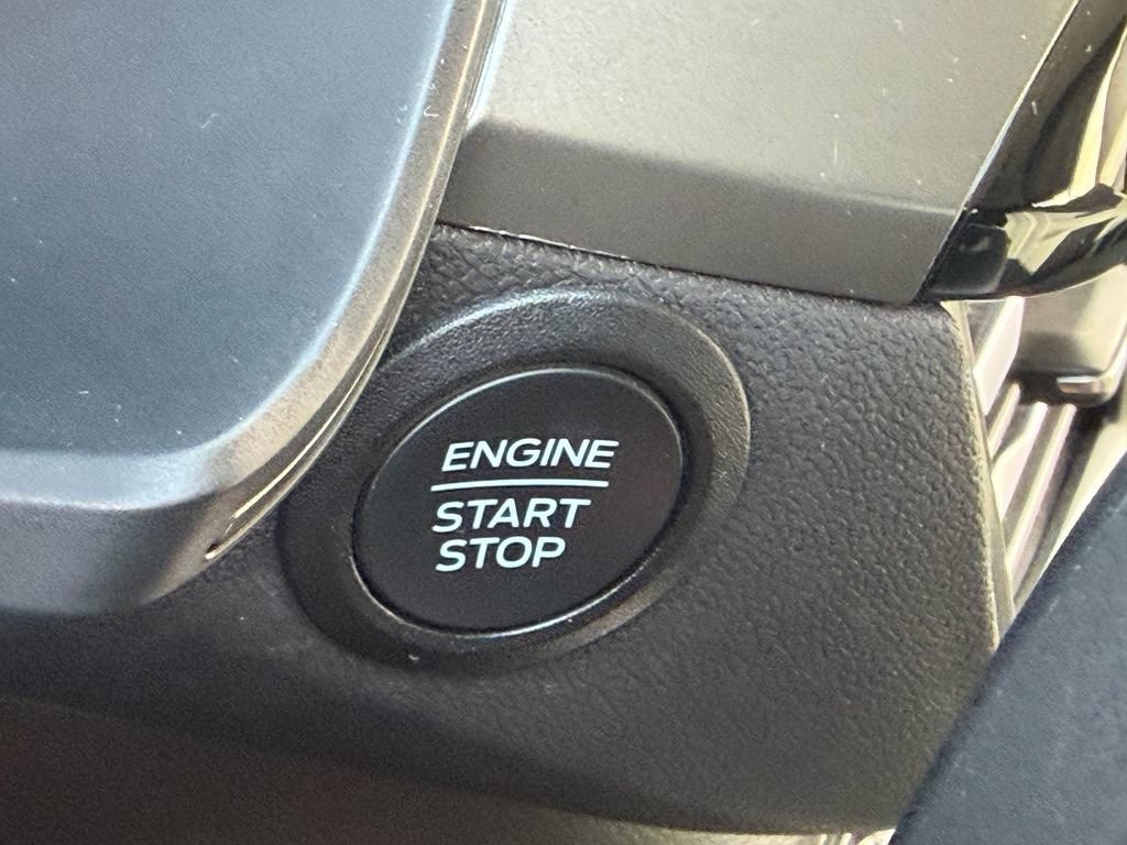 Used 2025 Ford Escape Active FWD image 28