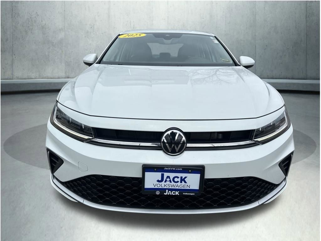 Used 2025 Volkswagen Jetta S image 10