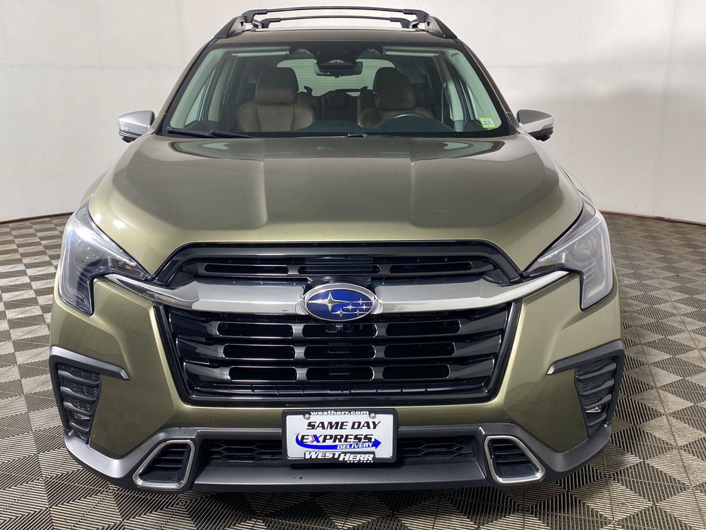 Used 2023 Subaru Ascent Touring AWD/4WD image 11