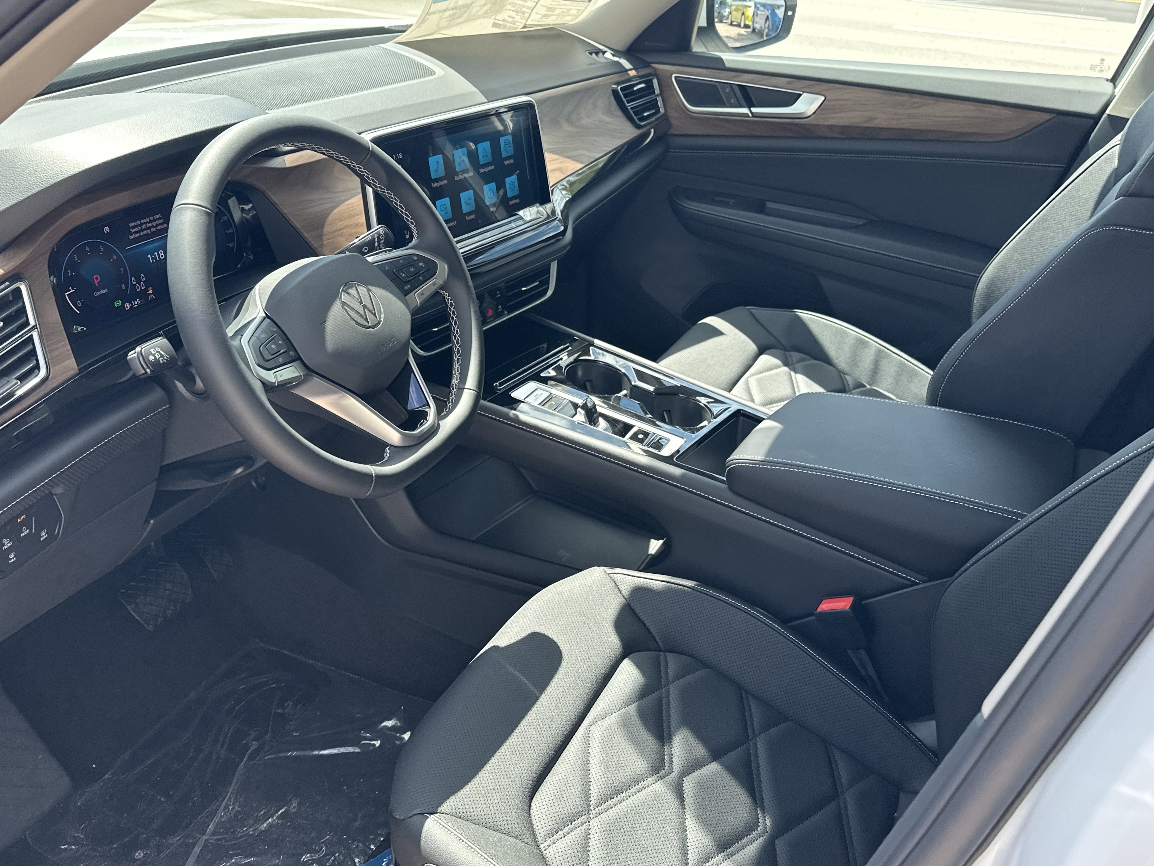 New 2026 Volkswagen Atlas SE image 11