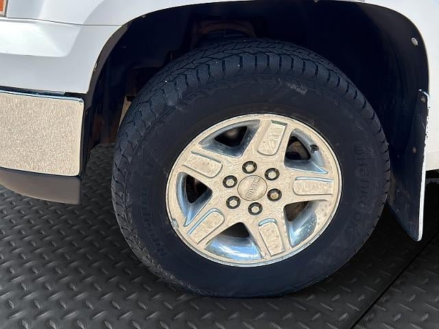 Used 2012 GMC Sierra 1500 SLE w/ All-Terrain Package AWD/4WD image 10