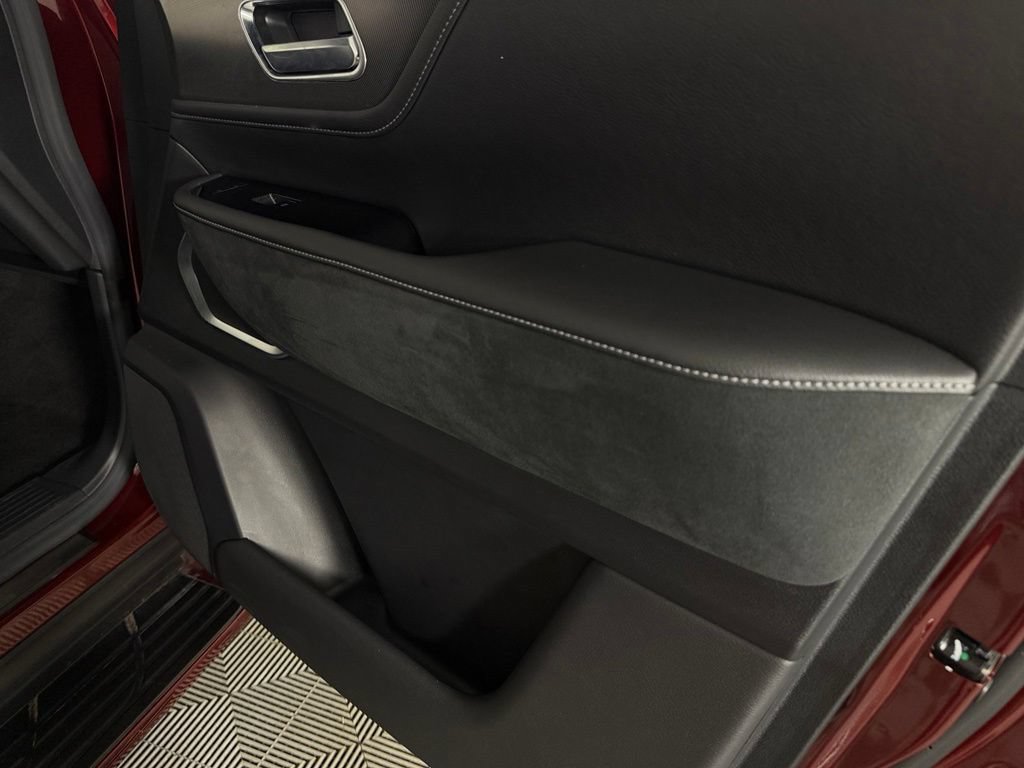 Used 2025 INFINITI QX80 Luxe RWD image 34