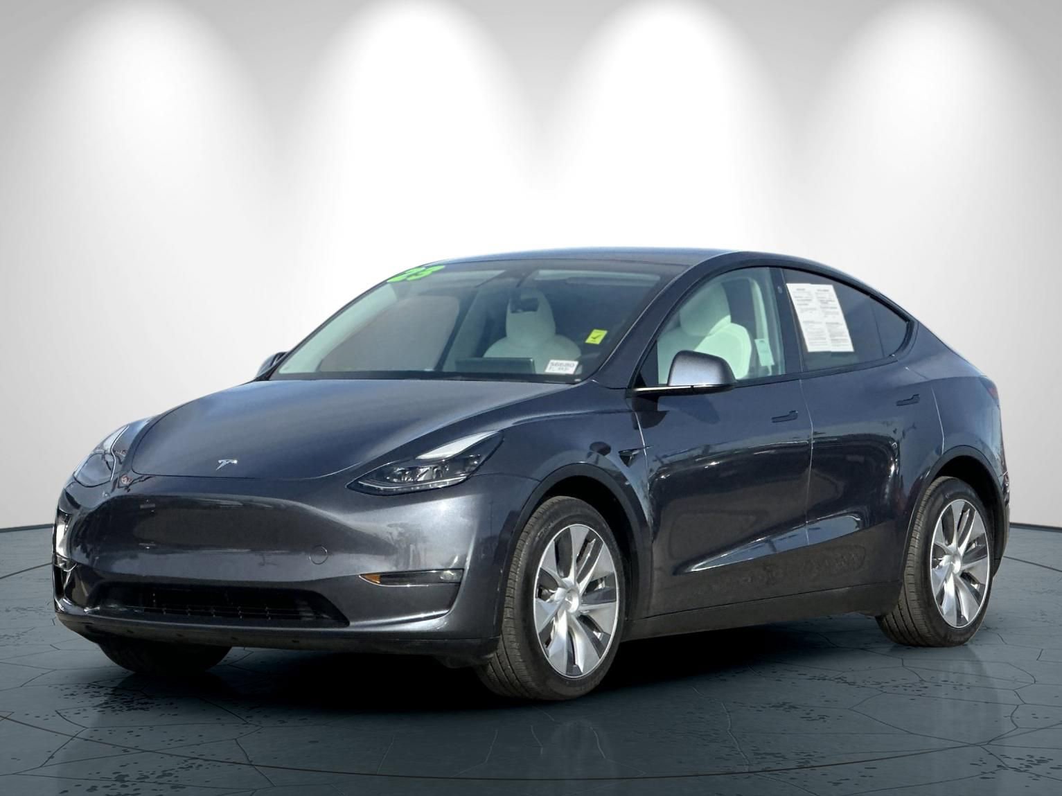 Used 2023 Tesla Model Y Long Range image 8