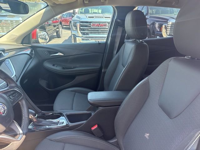 Used 2023 Buick Encore GX Select w/ Sport Touring Package image 12