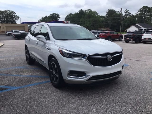 Used 2020 Buick Enclave Essence w/ Sound and Sites Package FWD image 6