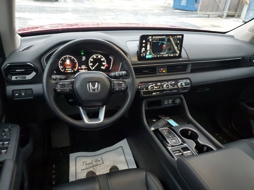 Used 2023 Honda Pilot Touring image 26