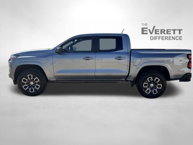 Used 2023 Chevrolet Colorado Z71 w/ Z71 Convenience Package 2 image 8