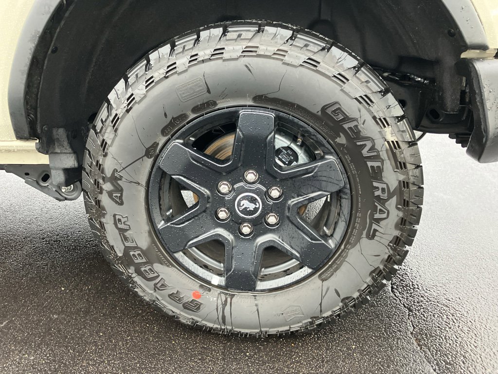 Used 2025 Ford Bronco Big Bend image 12