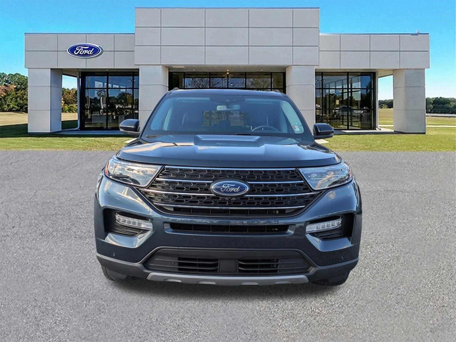 Certified 2023 Ford Explorer XLT w/ Equipment Group 202A image 9