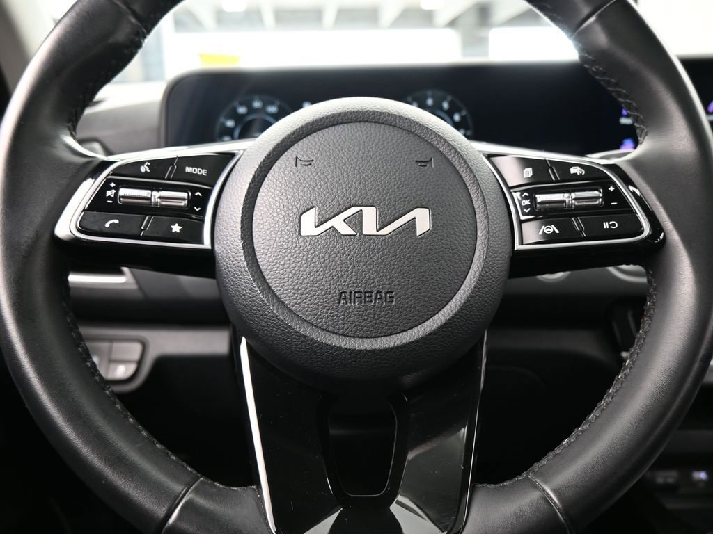 Used 2025 Kia Seltos EX w/ EX Sunroof Package FWD image 27