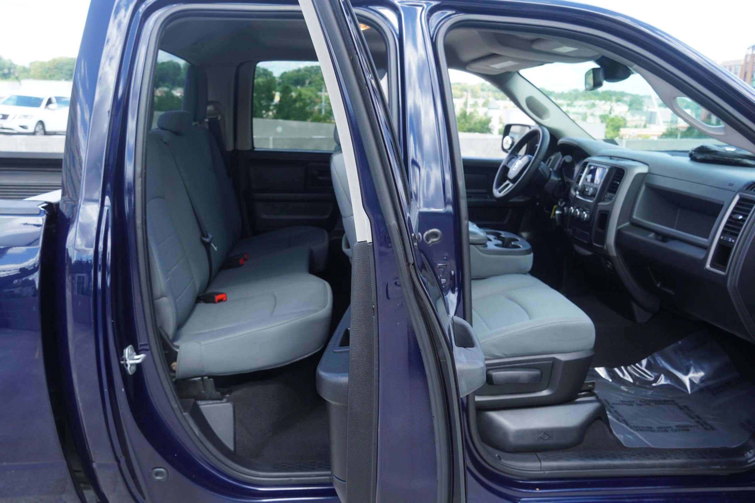 Used 2013 RAM 1500 Express image 11