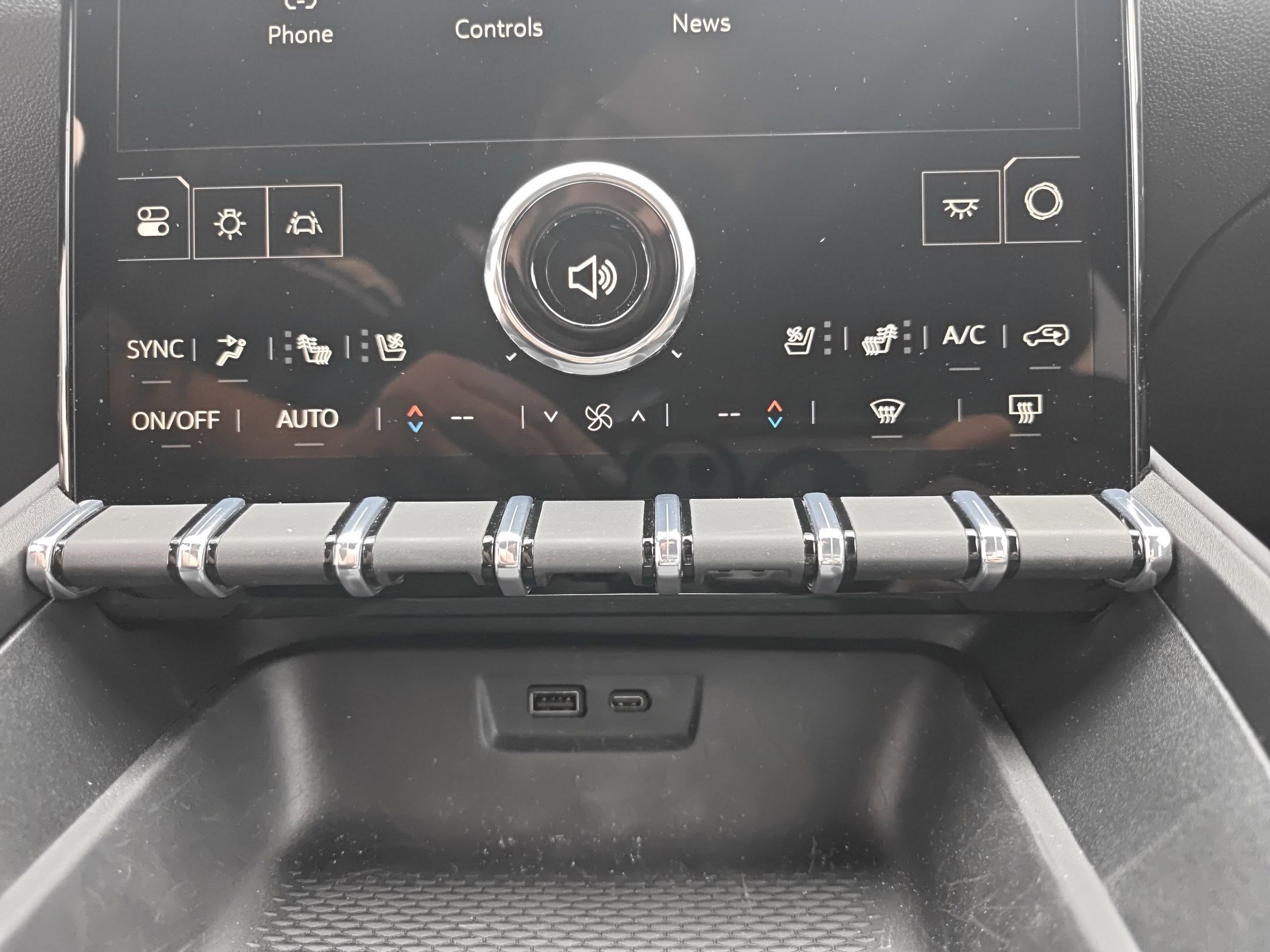 Certified 2026 GMC Terrain Denali image 18