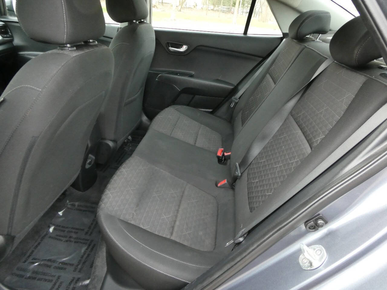 Used 2020 Kia Rio S image 19