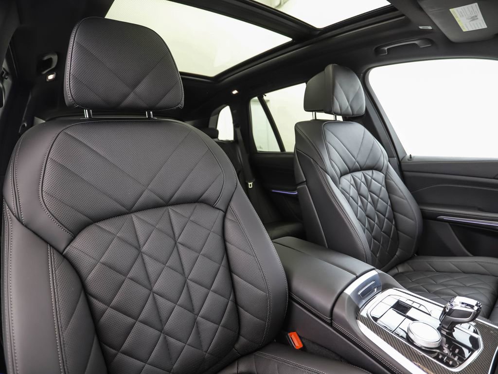 Certified 2023 BMW X5 M50i w/ Executive Package image 32