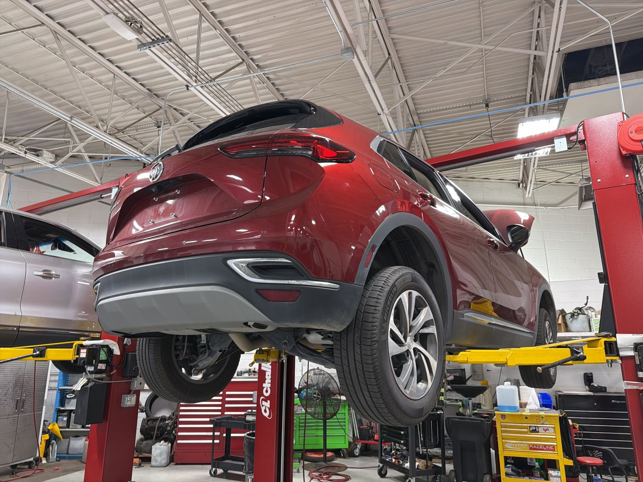 Used 2021 Buick Envision Essence image 5