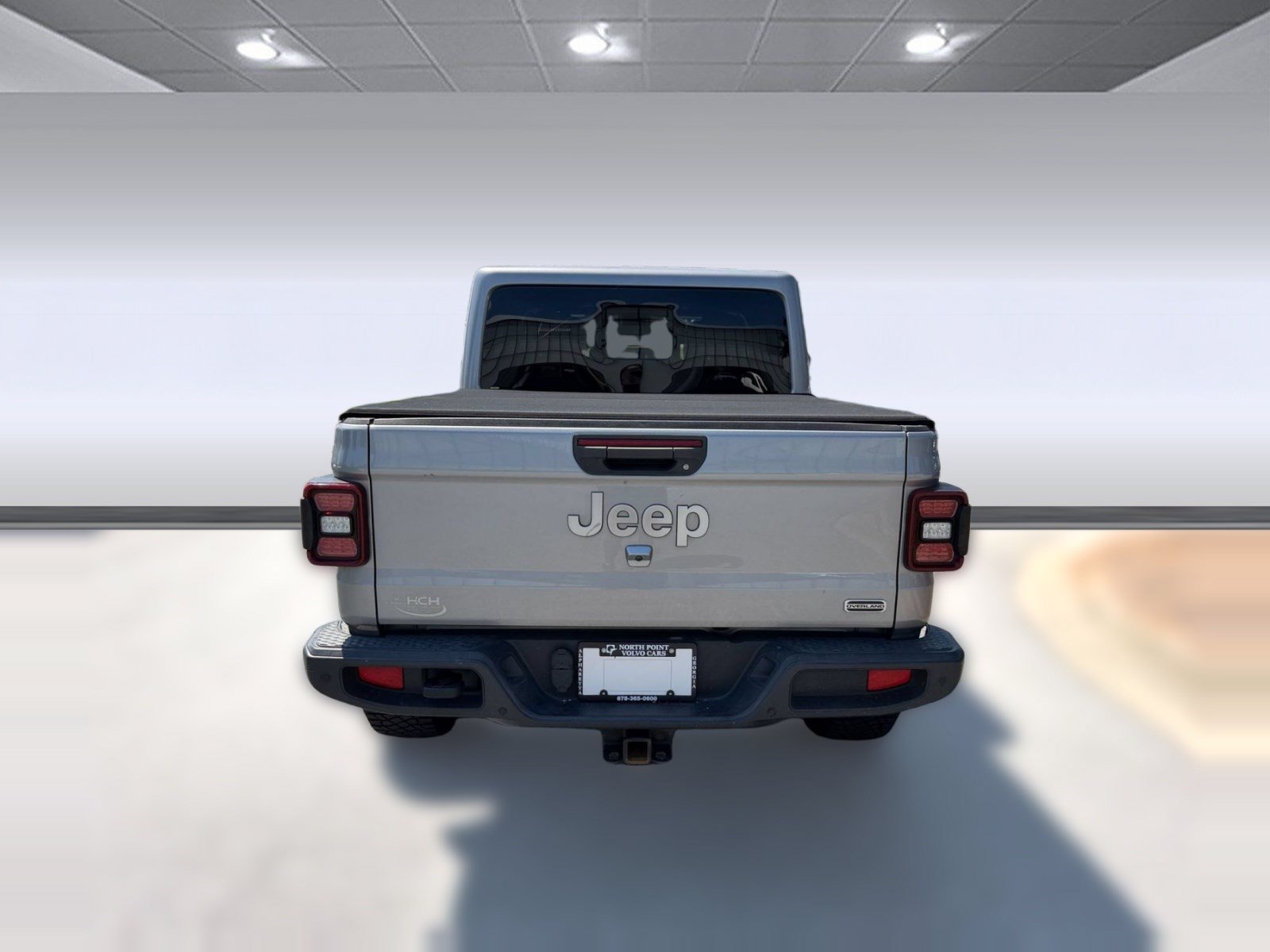 Used 2020 Jeep Gladiator Overland w/ Safety Group AWD/4WD image 10