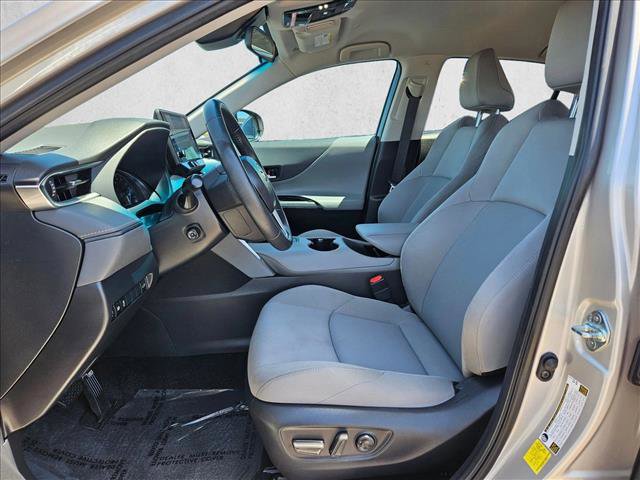 Used 2023 Toyota Venza LE AWD/4WD image 20