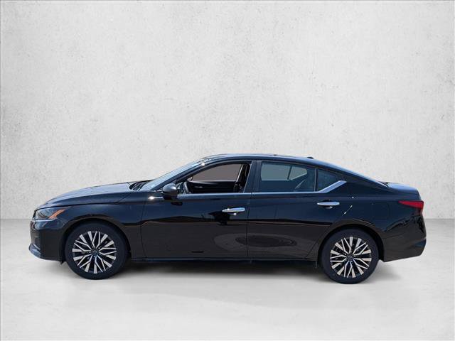 Used 2024 Nissan Altima 2.5 SR FWD image 5