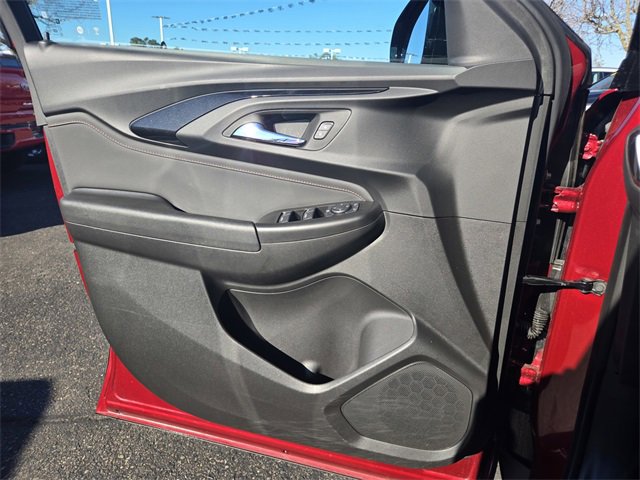 Used 2023 Chevrolet TrailBlazer RS w/ Convenience Package image 23