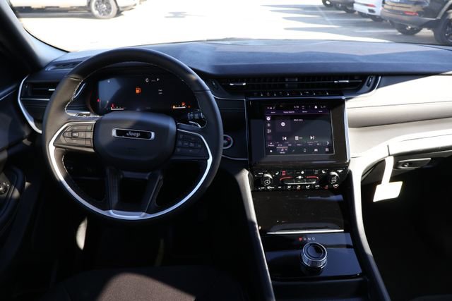 New 2026 Jeep Grand Cherokee Laredo X image 11