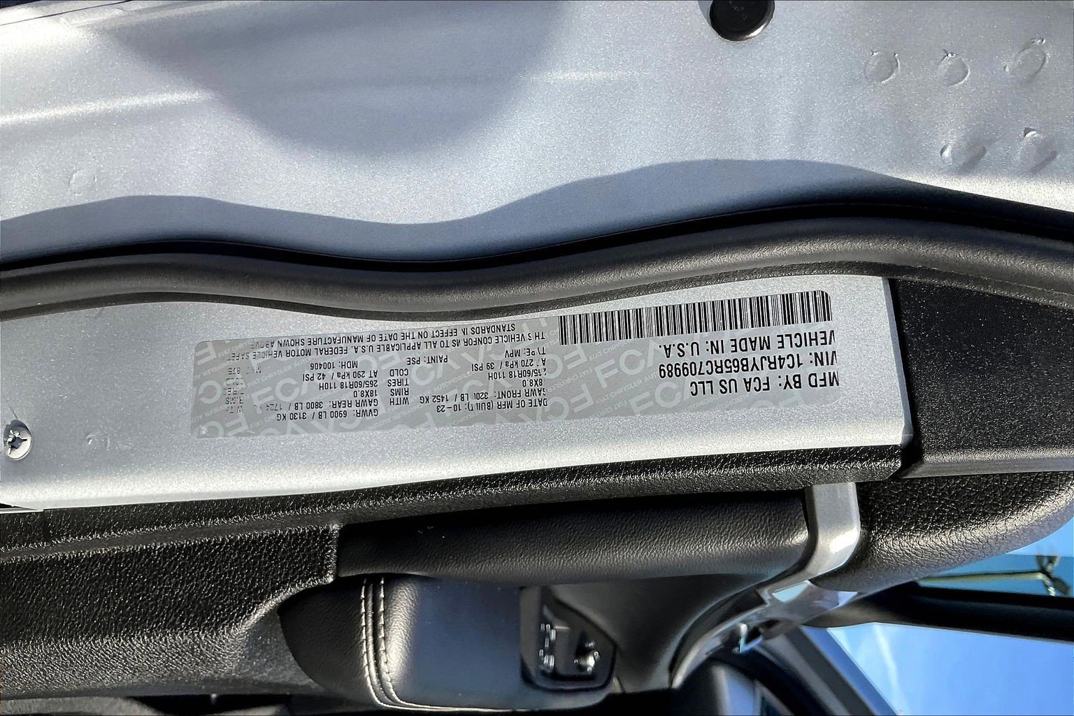 Used 2024 Jeep Grand Cherokee Limited 4xe image 32